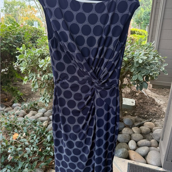 Lauren Ralph Lauren Dresses & Skirts - Lauren Ralph Lauren Navy Circle Pattern  Dress
#RalphLauren
#Navy 
#Dress